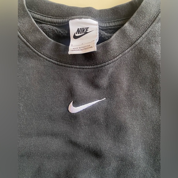 Nike Sweater - Picture 3 of 6